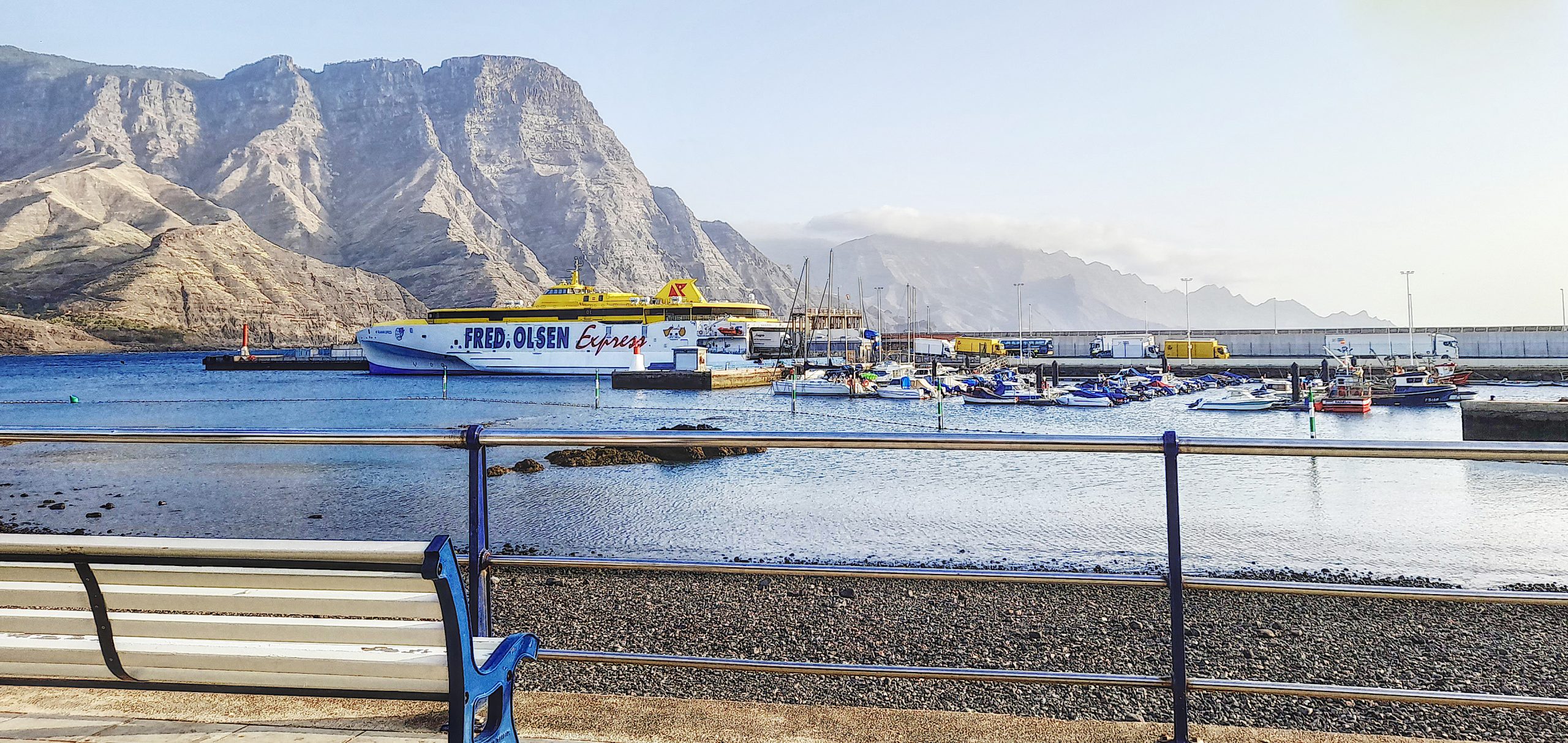 puerto de las nieves ferry